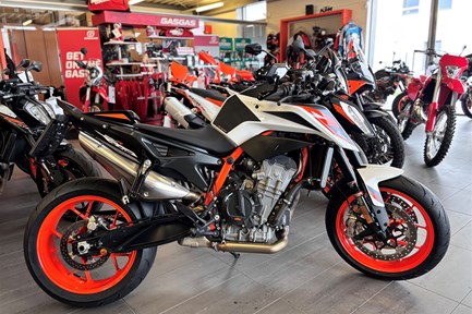 KTM 890 Duke R