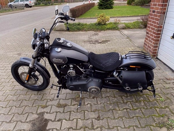 Gebrauchtmotorrad Harley-Davidson Dyna Street Bob FXDB