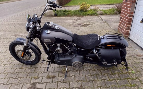 Gebrauchtmotorrad Harley-Davidson Dyna Street Bob FXDB - Bild 1