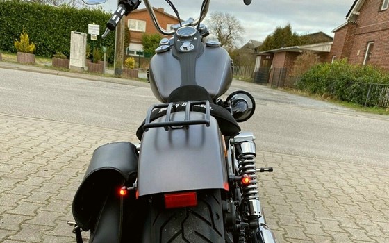 Gebrauchtmotorrad Harley-Davidson Dyna Street Bob FXDB - Bild 3