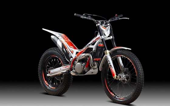 Neufahrzeug TRS One 80 RR - Bild 1