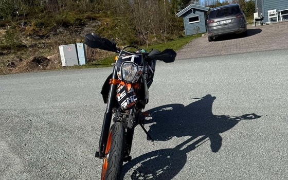 Gebrauchtmotorrad KTM 690 SMC - Bild 6