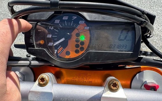 Gebrauchtmotorrad KTM 690 SMC - Bild 7