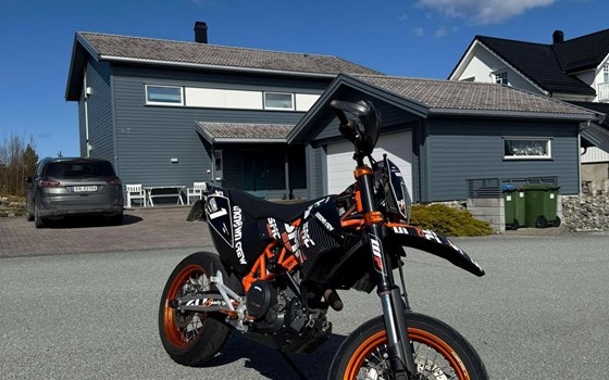 Gebrauchtmotorrad KTM 690 SMC - Bild 8