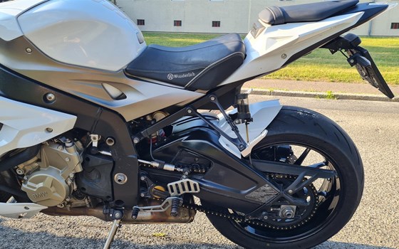 Gebrauchtmotorrad BMW S 1000 R - Bild 4 Gebrauchtmotorrad BMW S 1000 R - Bild 4