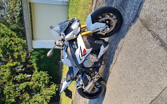 Gebrauchtmotorrad BMW S 1000 R - Bild 6 Gebrauchtmotorrad BMW S 1000 R - Bild 6