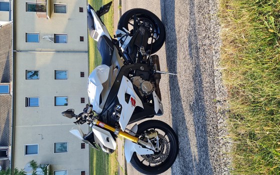 Gebrauchtmotorrad BMW S 1000 R - Bild 7 Gebrauchtmotorrad BMW S 1000 R - Bild 7