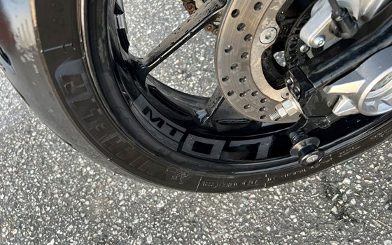 Gebrauchtmotorrad Yamaha MT-07 - Bild 4