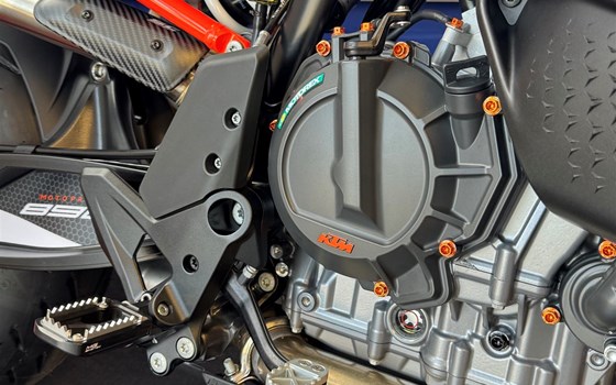 Neufahrzeug KTM 890 SMT - Bild 6