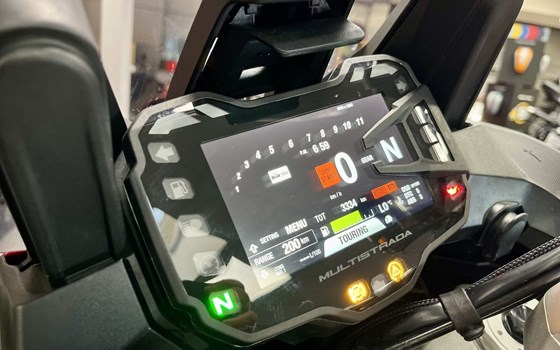 Gebrauchtmotorrad Ducati Multistrada V2 S - Bild 11