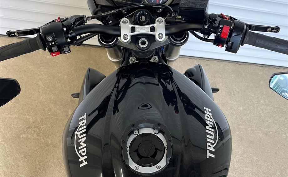 Angebot Triumph Street Triple S Bild 16: Angebot Triumph Street Triple S