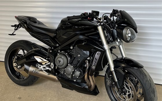 Gebrauchtmotorrad Triumph Street Triple S - Bild 1