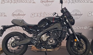 Yamaha XSR900