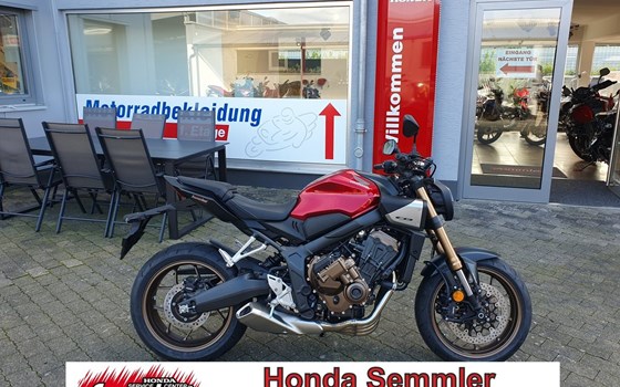 Neufahrzeug Honda CB650R E-Clutch - Bild 1