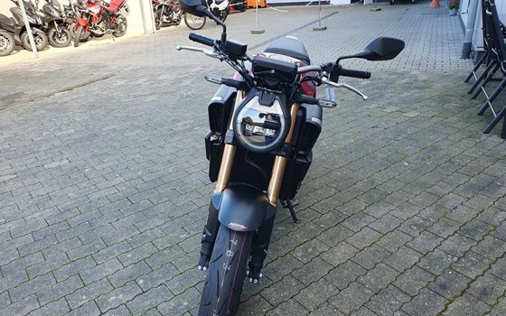 Neufahrzeug Honda CB650R E-Clutch - Bild 20