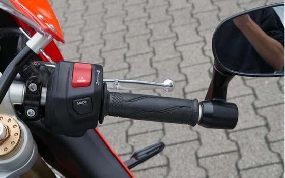 Gebrauchtmotorrad Yamaha XSR900 GP - Bild 17