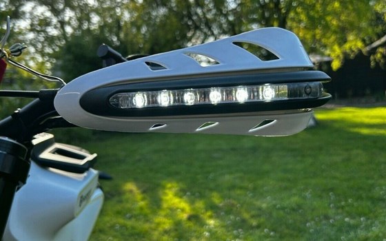 Gebrauchtmotorrad Husqvarna Vitpilen 401 - Bild 13