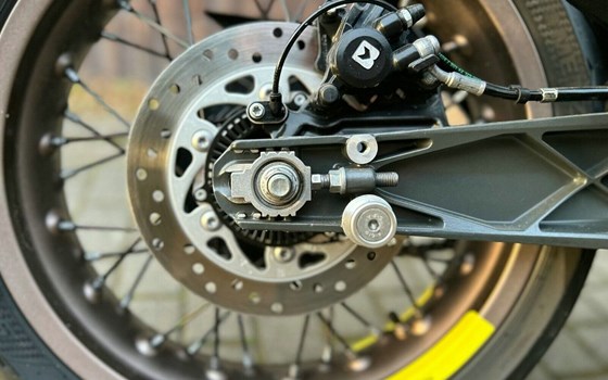 Gebrauchtmotorrad Husqvarna Vitpilen 401 - Bild 15