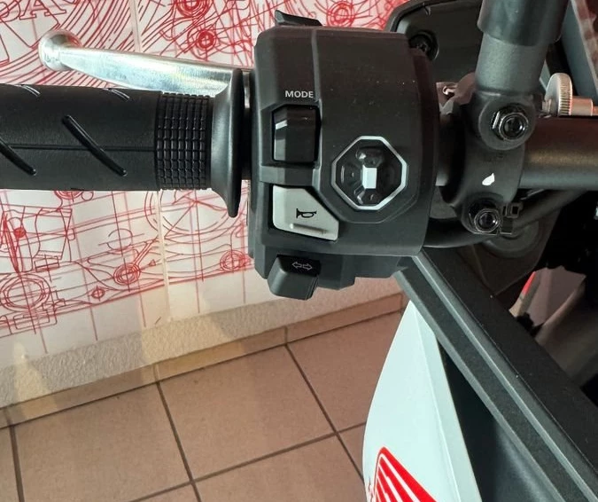 Angebot Honda XL750 Transalp Bild 11: Angebot Honda XL750 Transalp