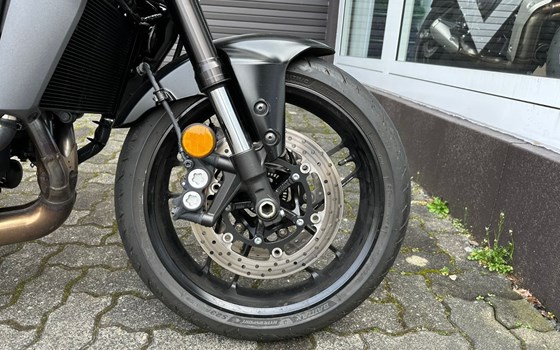 Gebrauchtmotorrad Yamaha MT-09 Y-AMT - Bild 13