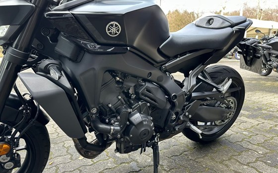 Gebrauchtmotorrad Yamaha MT-09 Y-AMT - Bild 8