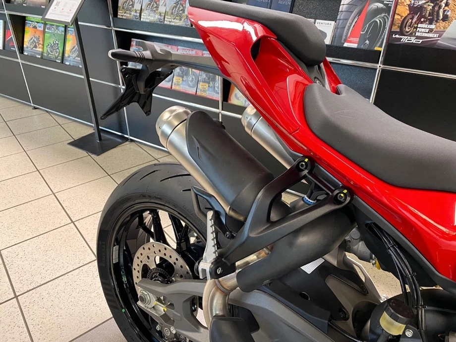 Angebot Ducati Streetfighter V2 Bild 13: Angebot Ducati Streetfighter V2