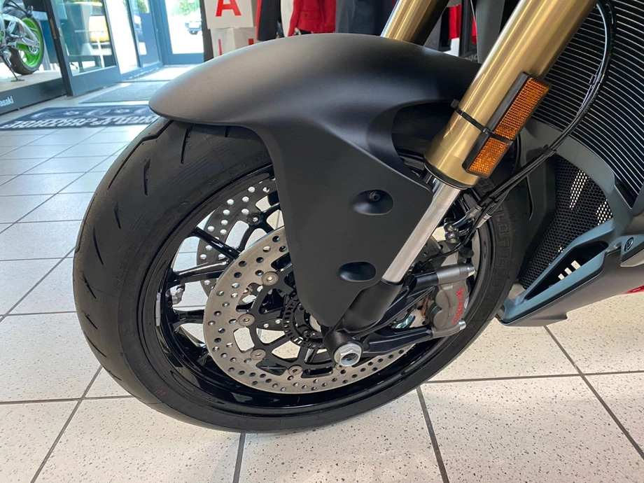 Angebot Ducati Streetfighter V2 Bild 14: Angebot Ducati Streetfighter V2