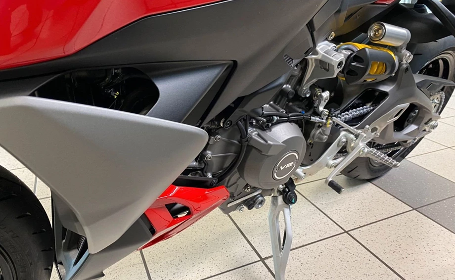 Angebot Ducati Streetfighter V2 Bild 15: Angebot Ducati Streetfighter V2