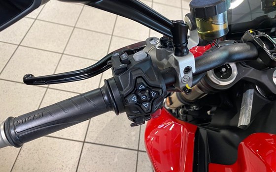 Neufahrzeug Ducati Streetfighter V2 - Bild 9