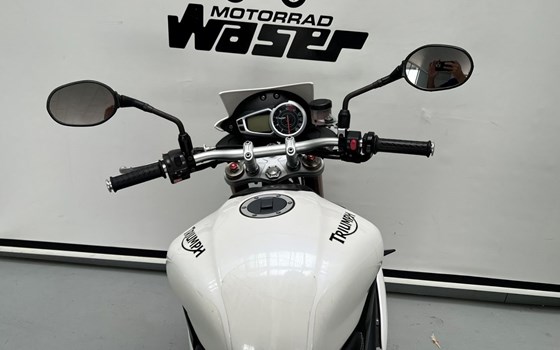 Gebrauchtmotorrad Triumph Speed Triple 1050 - Bild 11