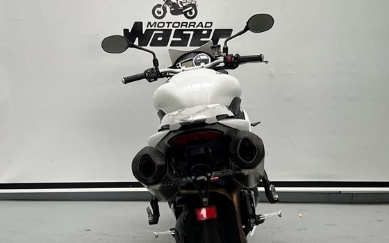 Gebrauchtmotorrad Triumph Speed Triple 1050 - Bild 7