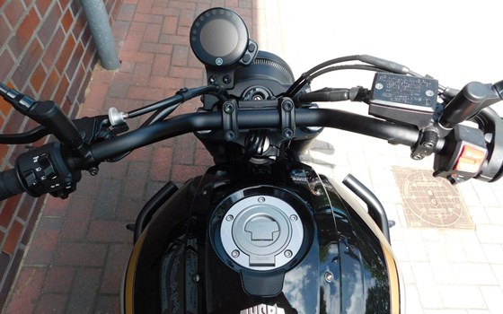 Gebrauchtmotorrad Yamaha XSR700 - Bild 11