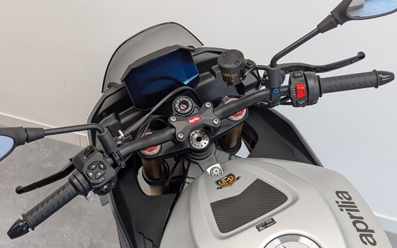 Neufahrzeug Aprilia Tuono V4 1100 Factory - Bild 5