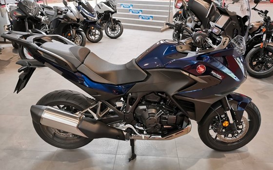 Gebrauchtmotorrad Honda NT1100 DCT - Bild 1