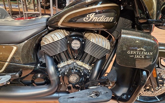 Gebrauchtmotorrad Indian Roadmaster Dark Horse - Bild 5