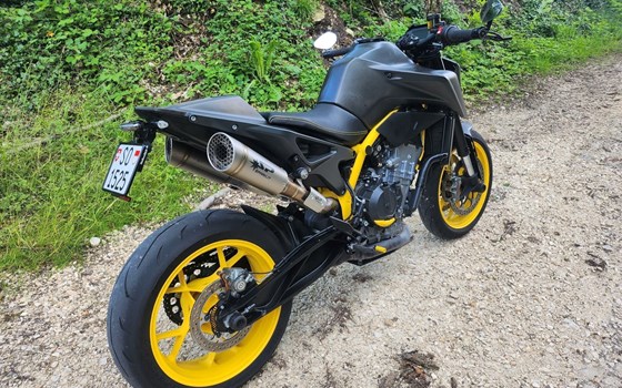 Motorrad Occasion KTM 890 Duke R - Bild 4