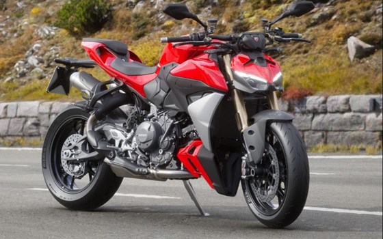 Neufahrzeug Ducati Streetfighter V2 - Bild 1