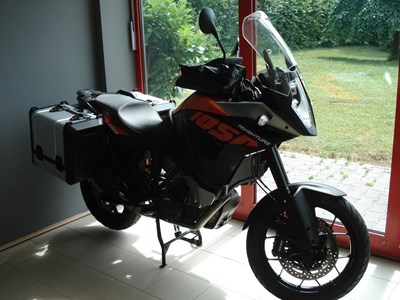 1090 Adventure