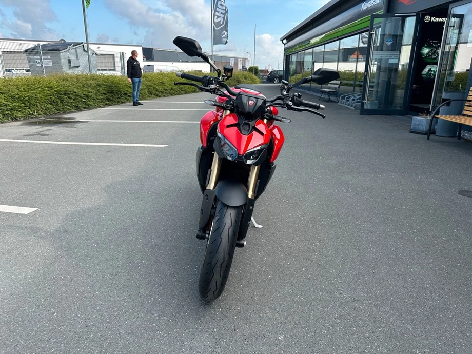 Angebot Ducati Streetfighter V2 Bild 2: Angebot Ducati Streetfighter V2