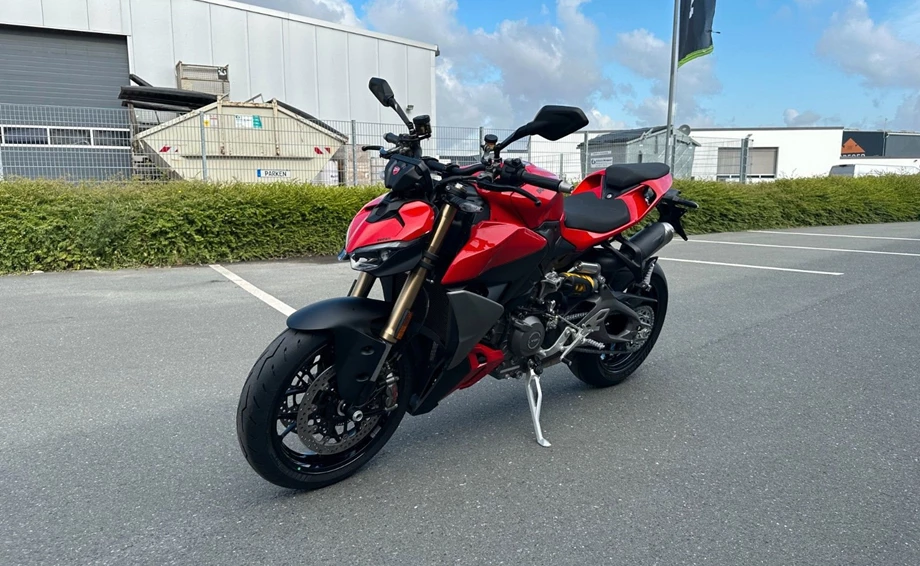 Angebot Ducati Streetfighter V2 Bild 3: Angebot Ducati Streetfighter V2