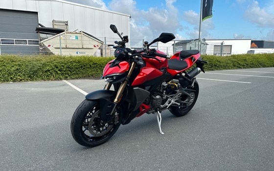 Neufahrzeug Ducati Streetfighter V2 - Bild 3