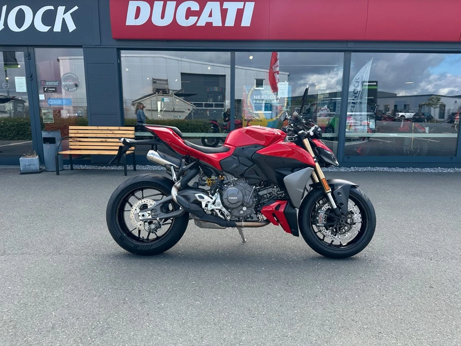 Angebot Ducati Streetfighter V2 Bild 8: Angebot Ducati Streetfighter V2