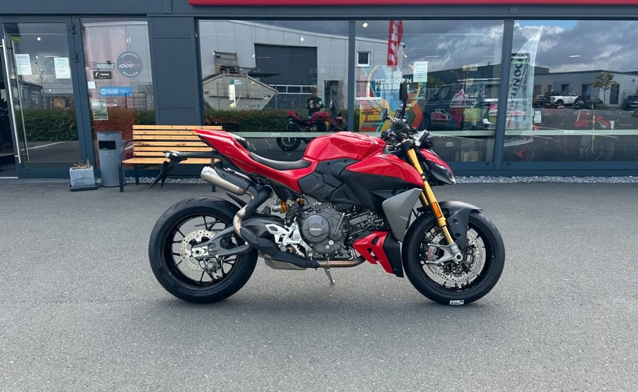 Angebot Ducati Streetfighter V2 S Bild 8: Angebot Ducati Streetfighter V2 S