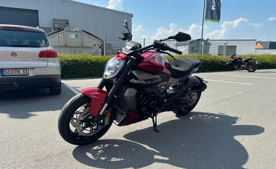 Angebot Ducati XDiavel V4 Bild 3: Angebot Ducati XDiavel V4