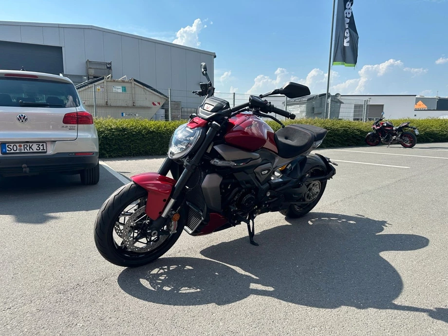 Angebot Ducati XDiavel V4 Bild 3: Angebot Ducati XDiavel V4