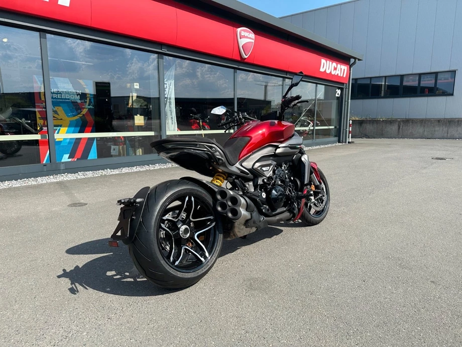Angebot Ducati XDiavel V4 Bild 7: Angebot Ducati XDiavel V4