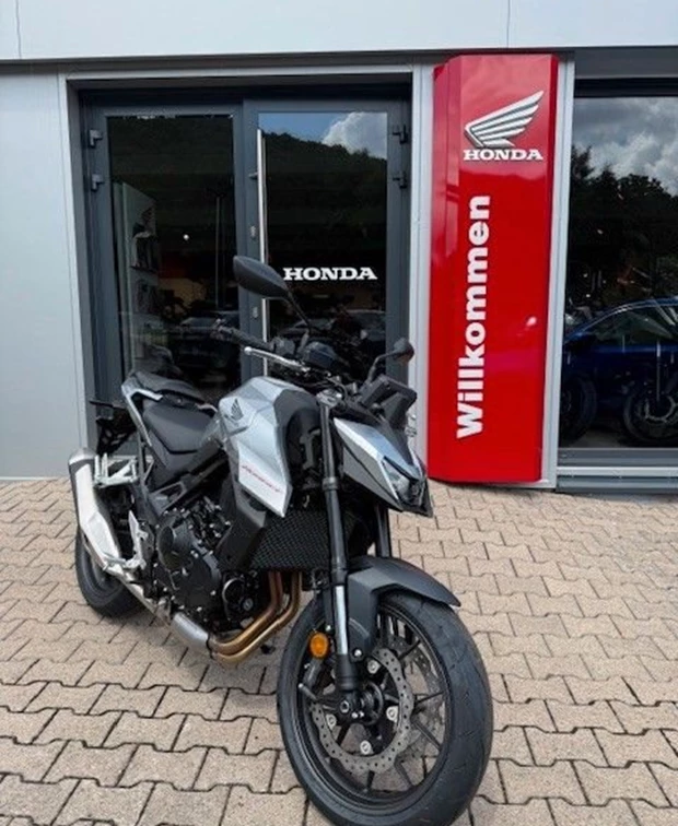 Honda CB750 Hornet<br />2025