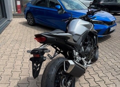 Neufahrzeug Honda CB750 Hornet - Bild 9