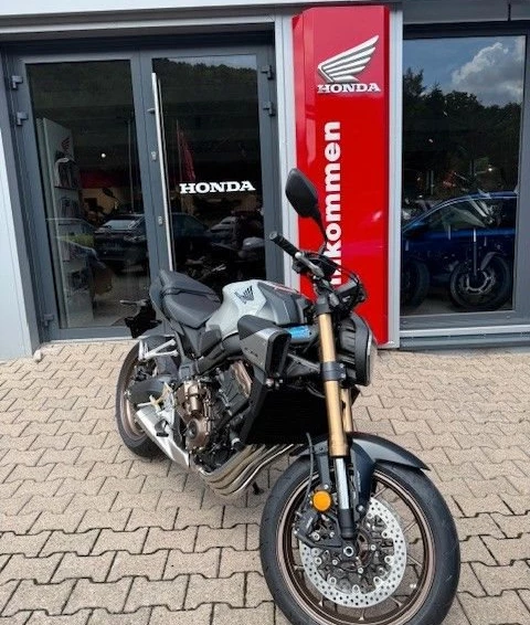 Angebot Honda CB650R E-Clutch Bild 1: Angebot Honda CB650R E-Clutch