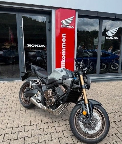 Angebot Honda CB650R E-Clutch Bild 2: Angebot Honda CB650R E-Clutch